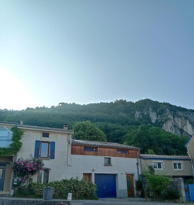 La Jolie Petite Maison De Virginie Βίλα Barbieres Εξωτερικό φωτογραφία